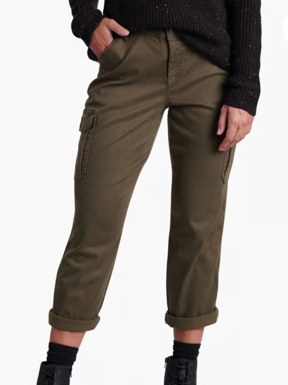 Kuhl women’s Kultivatr Kargo crop Sage Cargo 12R stretch twill mid rise pants